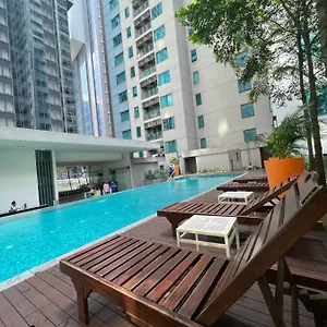 Summer Klcc By Luna Kuala Lumpur